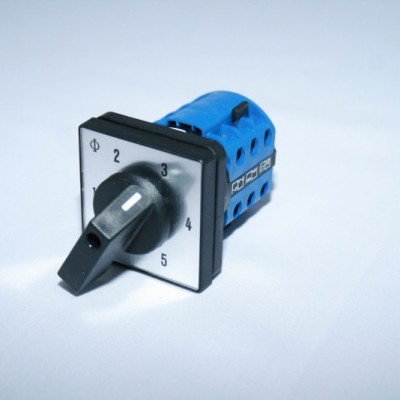 KHÓA CHUYỂN MẠCH ON-OFF, GÓC XOAY 90 ĐỘ, 2P