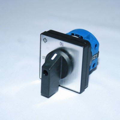 KHÓA ĐÓNG CẮT MÁY CẮT 4NO/4NC